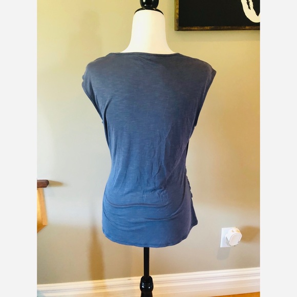 NIC + ZOE blue sleeveless drape top - Picture 4 of 4